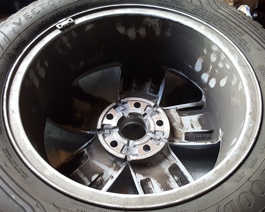 Oryginalna felga aluminiowe VW caddy golf jetta touran 16 cali 5x112