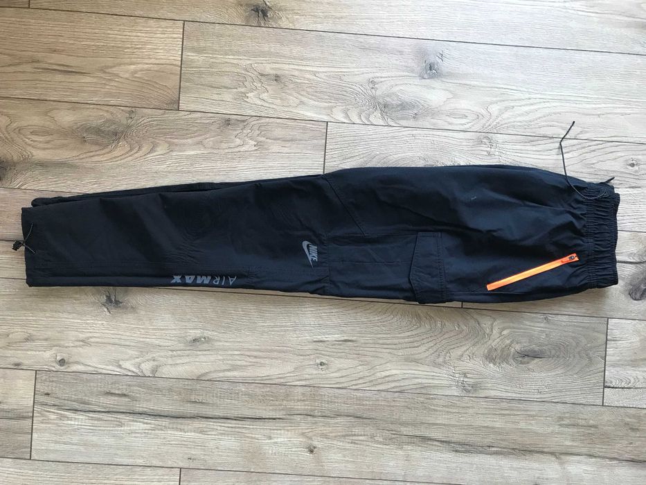 Spodnie dresowe Nike Air Max rozm. S ( nowa kolekcja)