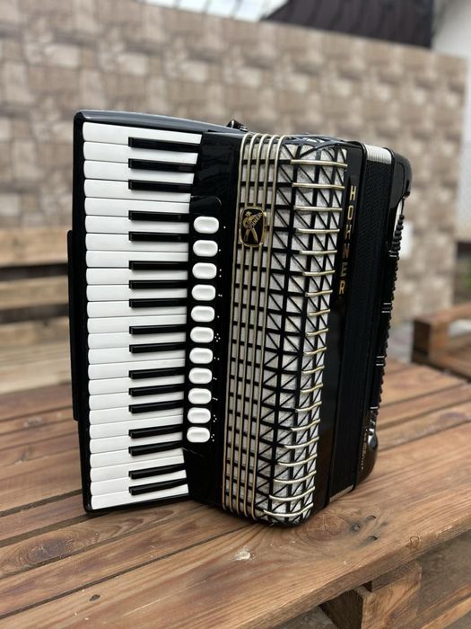 Аккордеон Hohner Atlantic 120