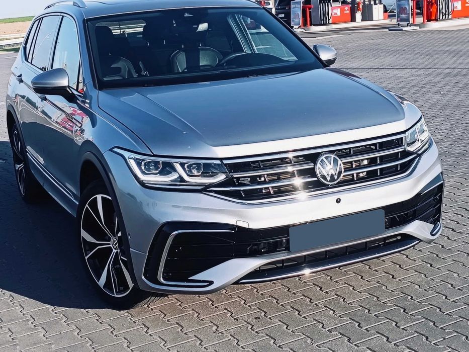 Volkswagen Tiguan      2022