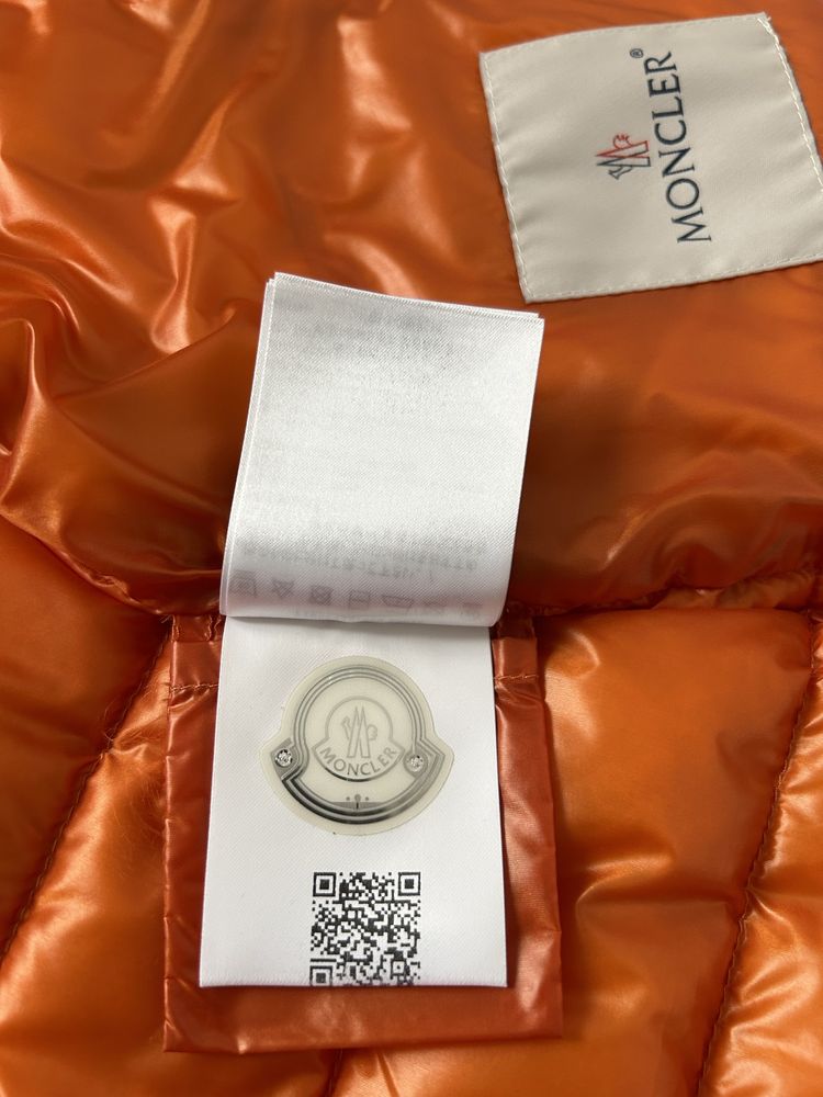 Moncler bezrękawnik chłopięcy 4 lata 104 oryginalny Moliera 2