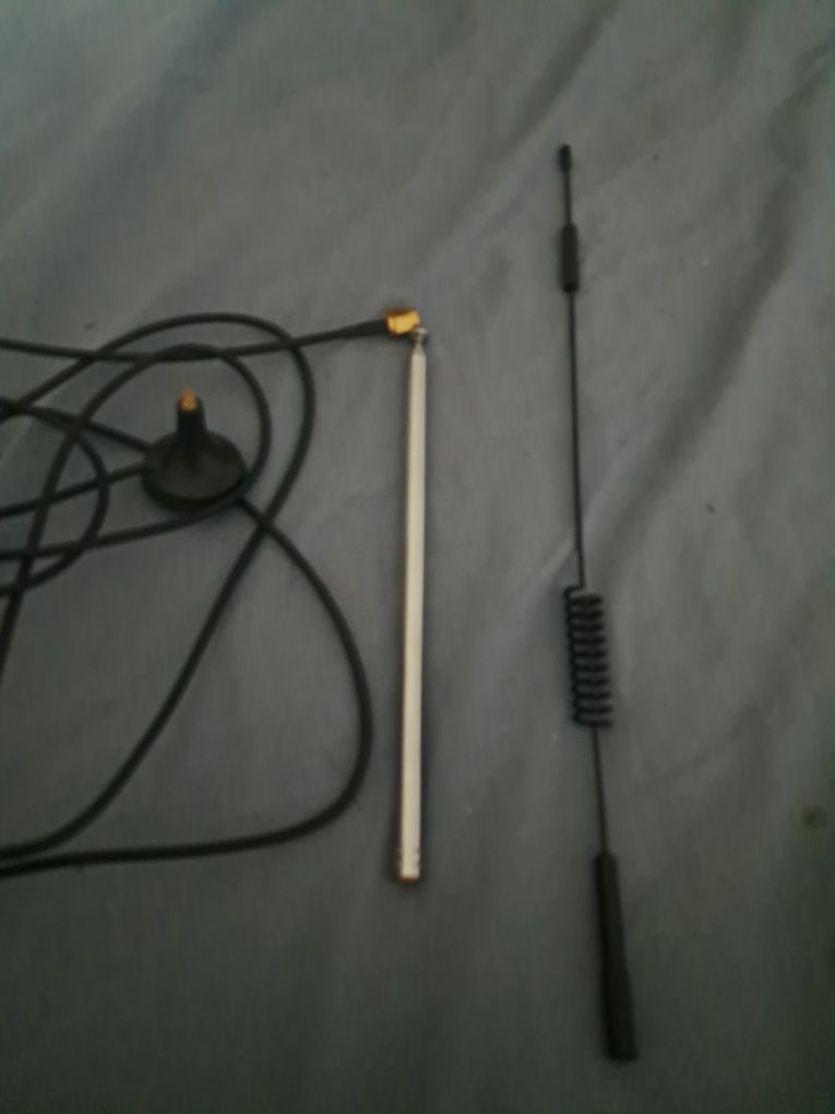 HackRf one z aluminiową obudową + anteny i kabel usb