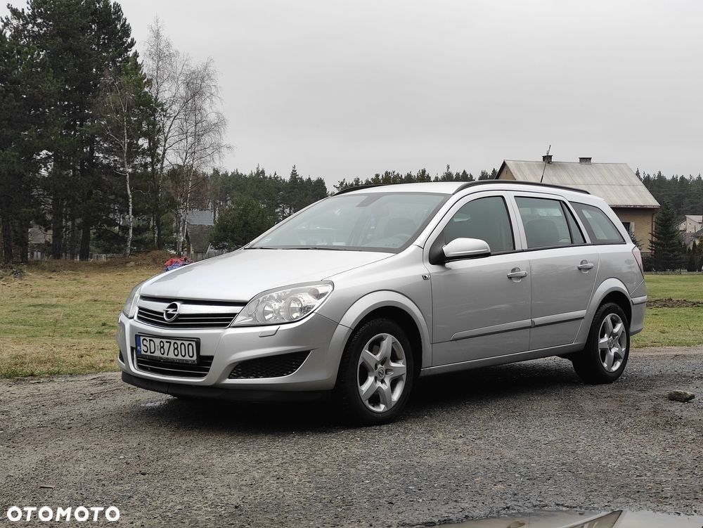 Astra H 1.9 cdti klimatronic grzane fotele klimatyzowany schowek