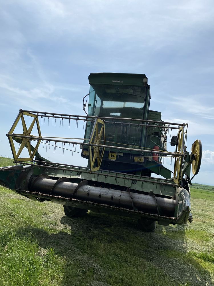 ПРОДАЄТЬСЯ John Deere 952 зі січкарнею