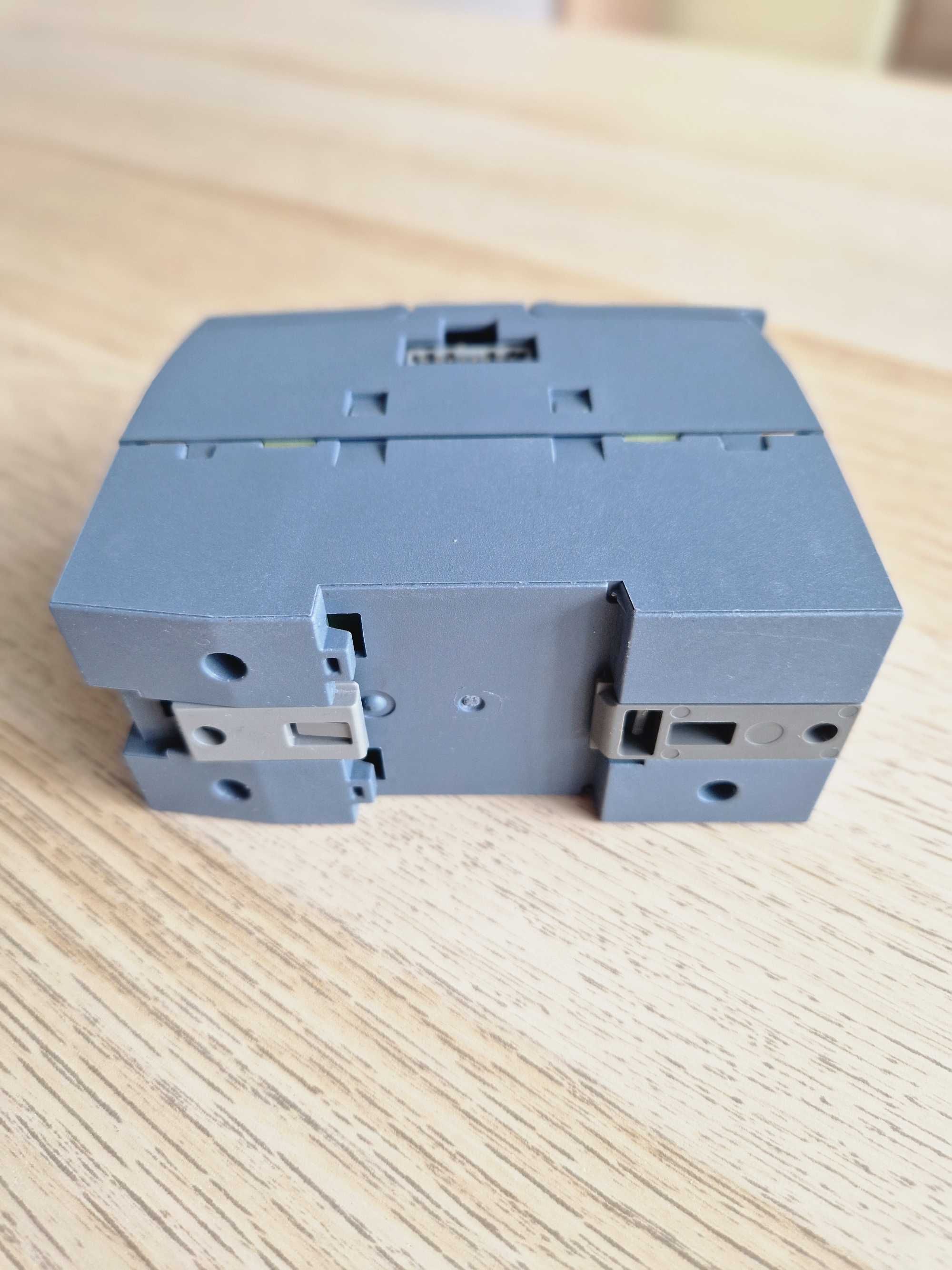 Siemens SIMATIC Moduł 6ES7223-1BH32-0XB0 S7-1200