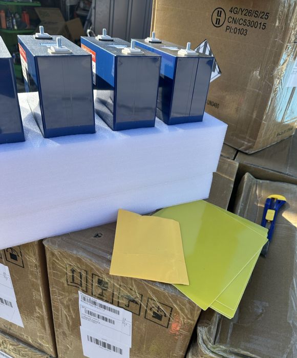 Наявні Акумулятор Lifepo4 EVE 280Ah 3.2V грейд А резервне живлення