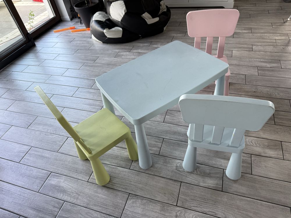 Stolik i krzeselka ikea dla dzieci cena za calosc