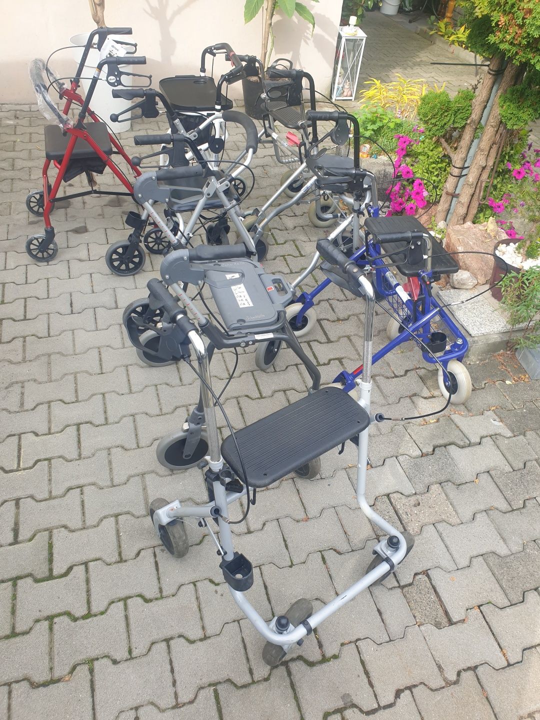 Balkonik chodzik rehabilitacyjny rollator rehabilitacyjny