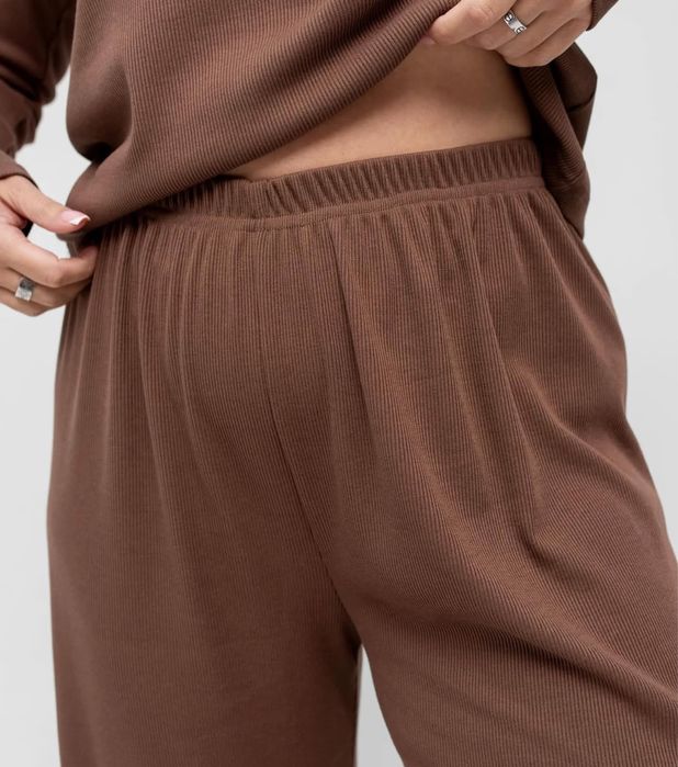 Домашній костюм, піжама