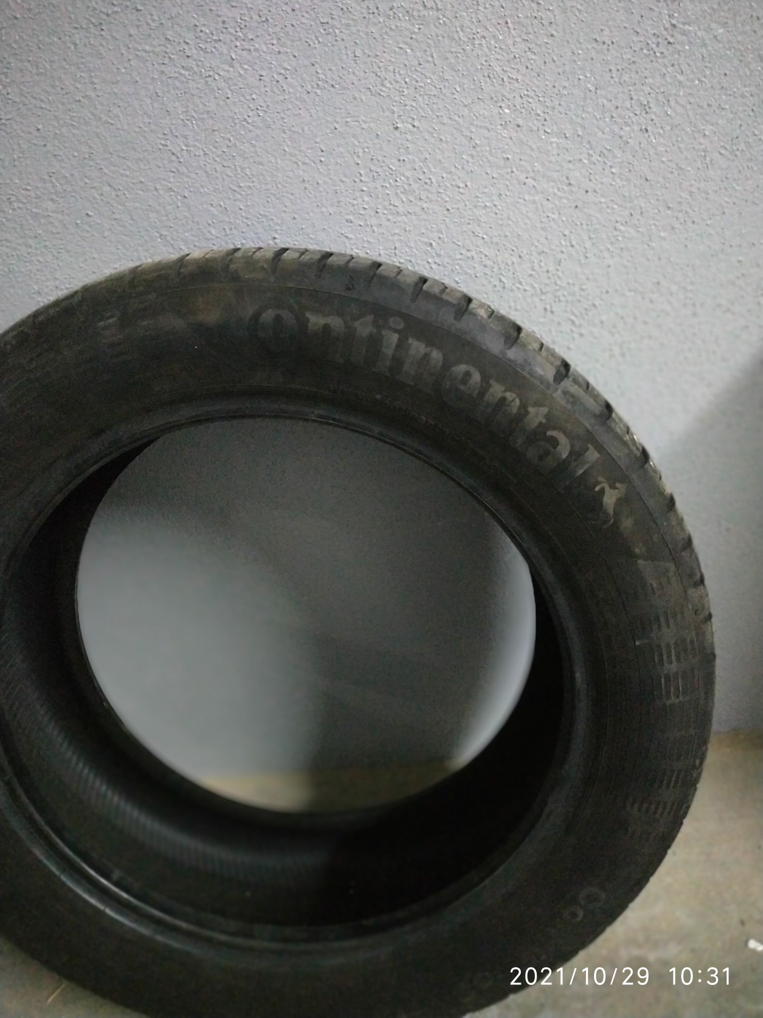 Pneu continental 205/55 R17