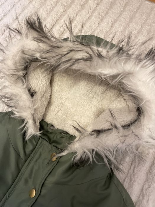 zimowa kurtka dziewczęca rozmiar 146 cm