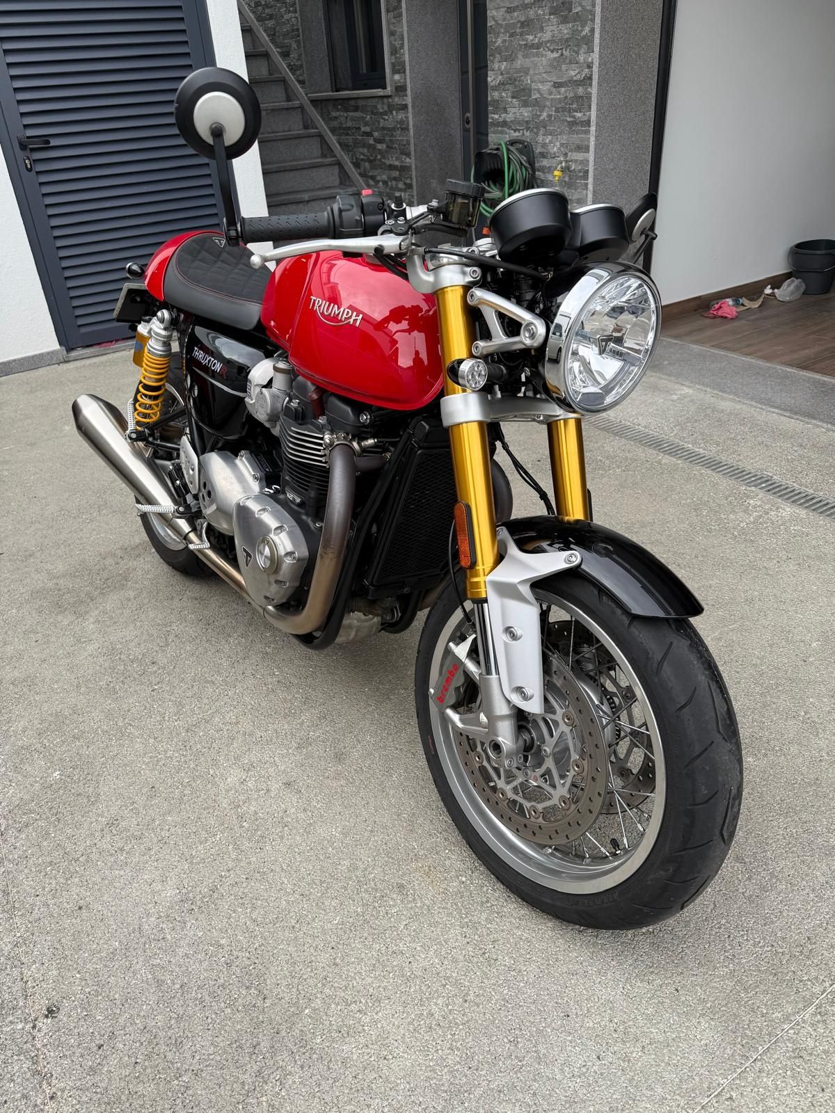 Triumph Thruxton R