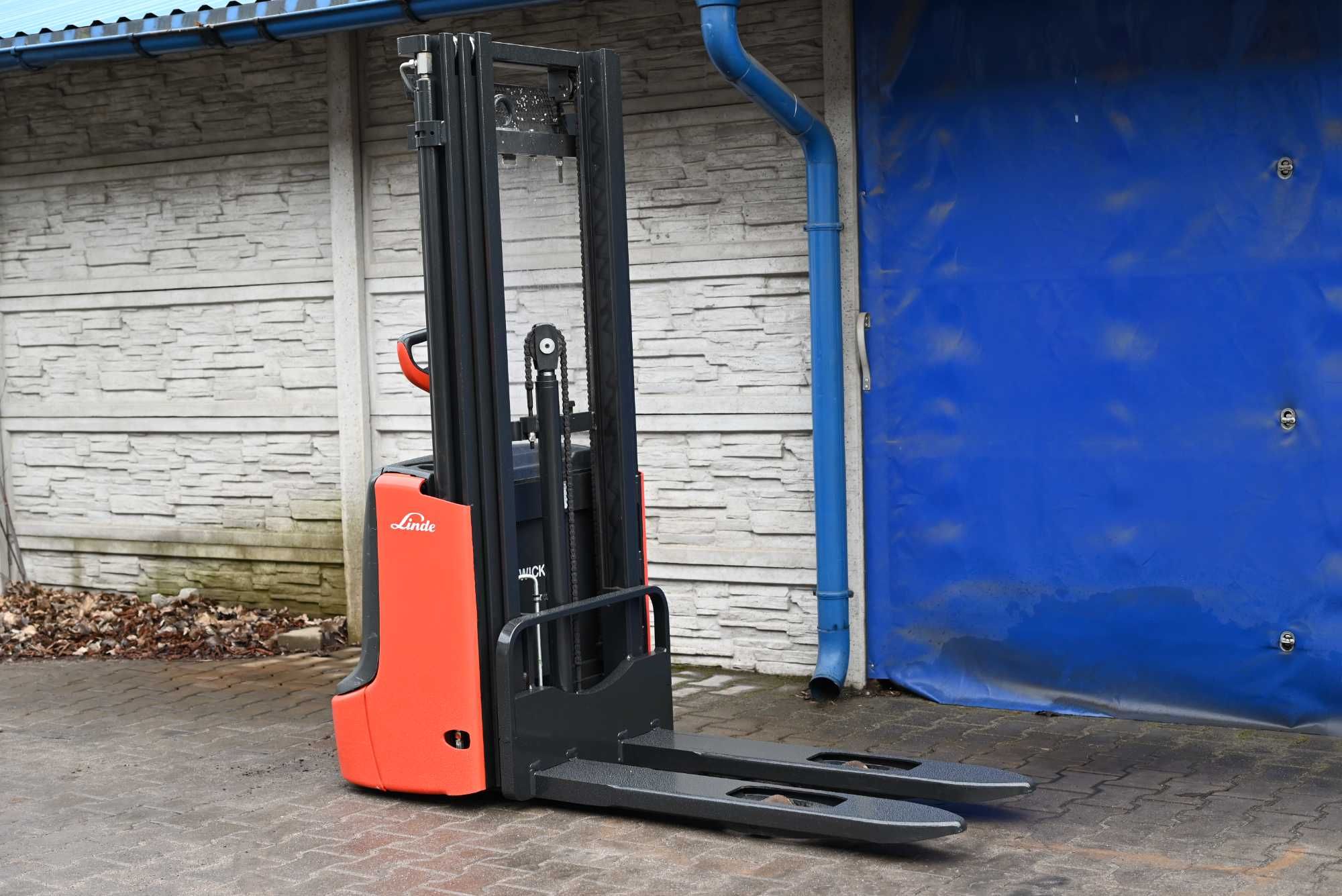 Paleciak elektryczny Linde L10 Triplex 440cm 2019rok 256mth FHP 354