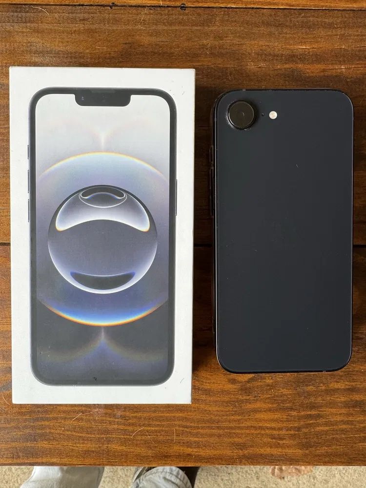 Troca Iphone 16E 128GB Preto