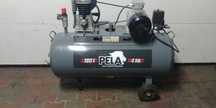 Kompresor dwucylindrowy 180l