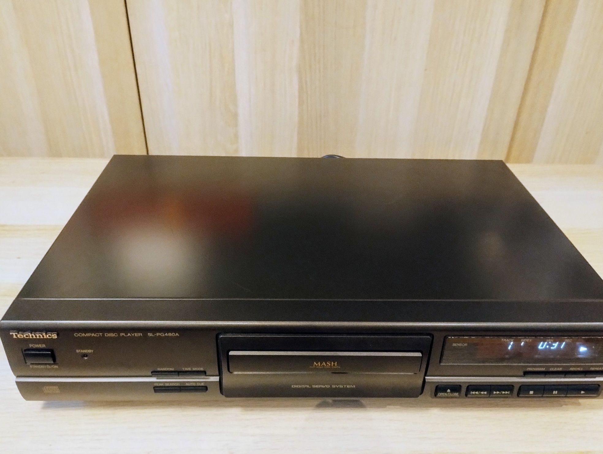 Technics SL PG 480A - odtwarzacz CD