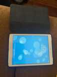 Vendo  ipad air md788nf/b e capa