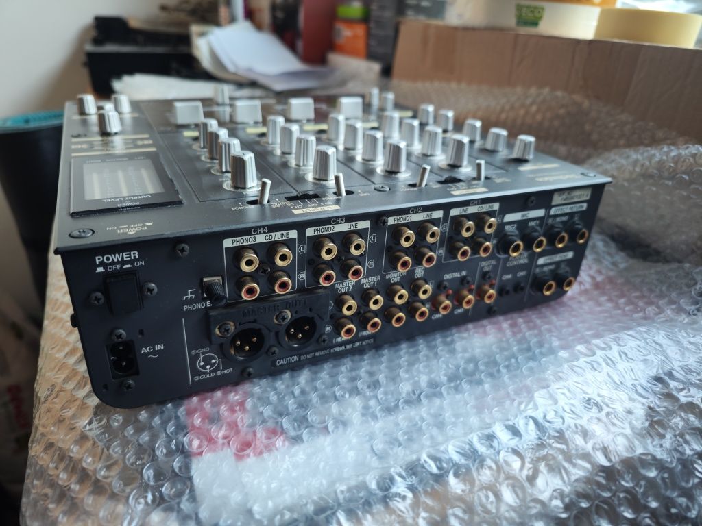 Technics SH-MZ 1200 DJ Mixer Black Edition!