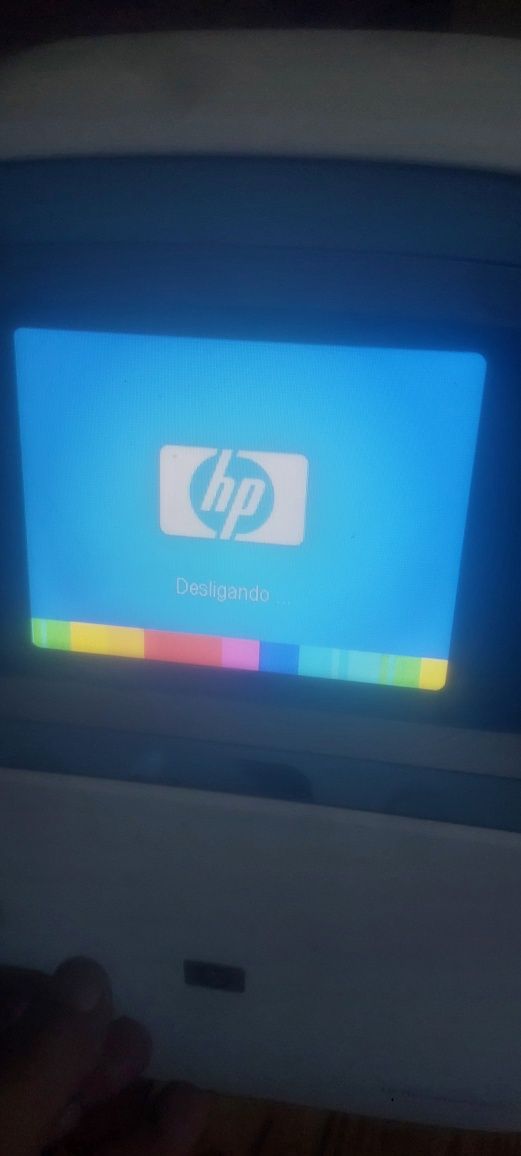 Vendo uma empresora tatil com um ecra de 5 pulgadas leva HP