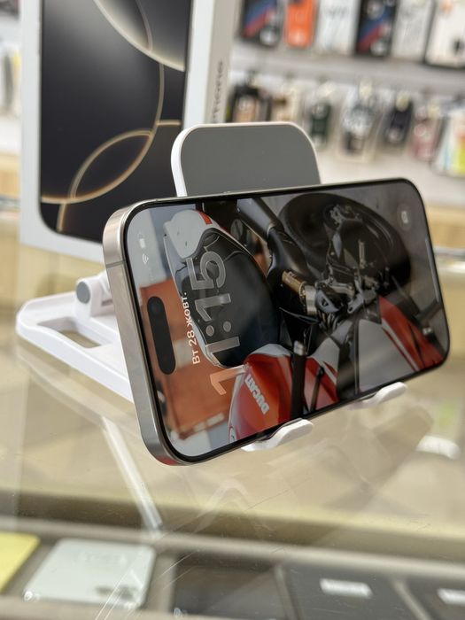 iPhone 16 Pro 256GB Natural Titanium