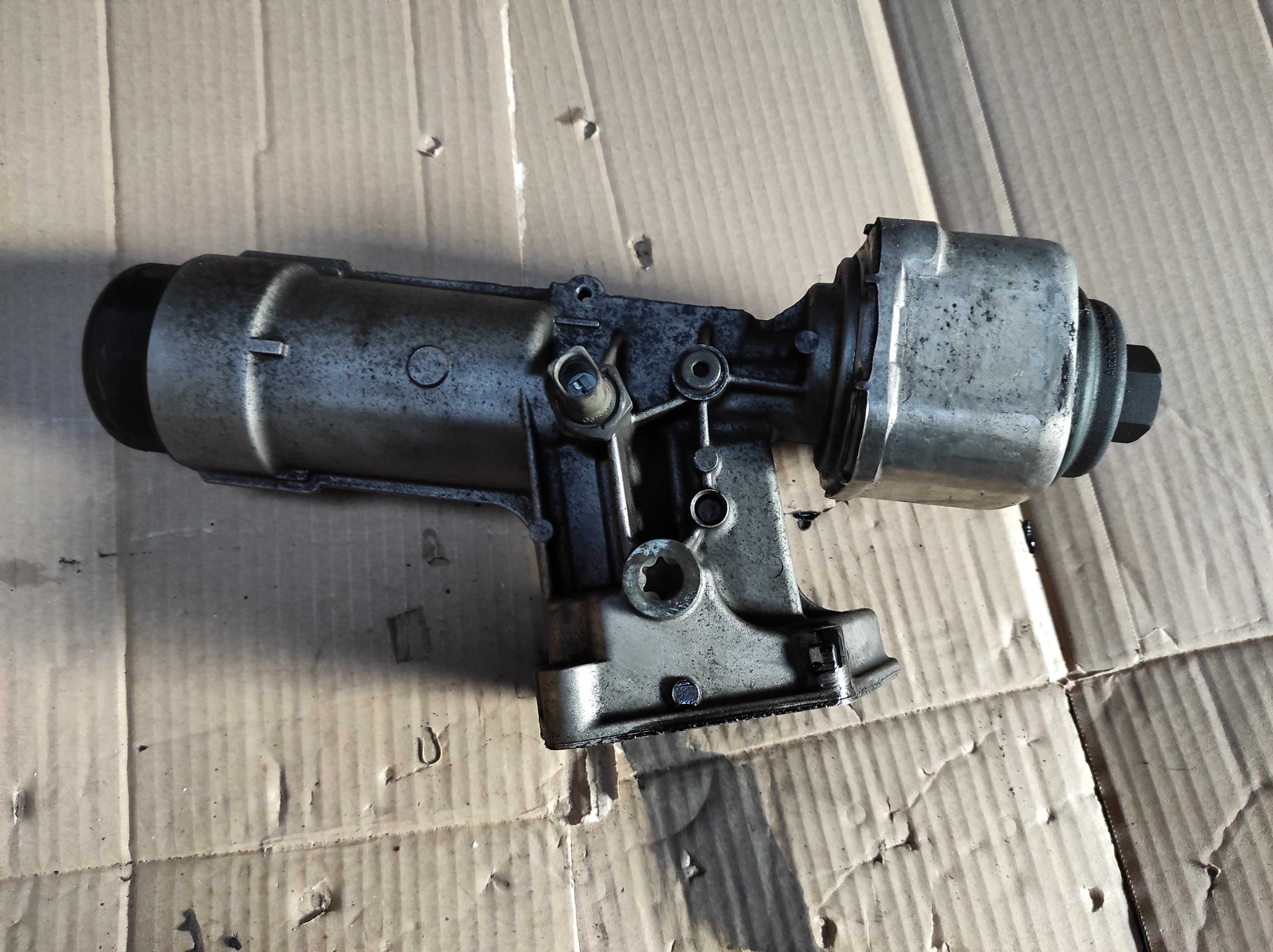 Podstawa Filtra Oleju Audi Vw 1,9 TDI 038,1153,89 B