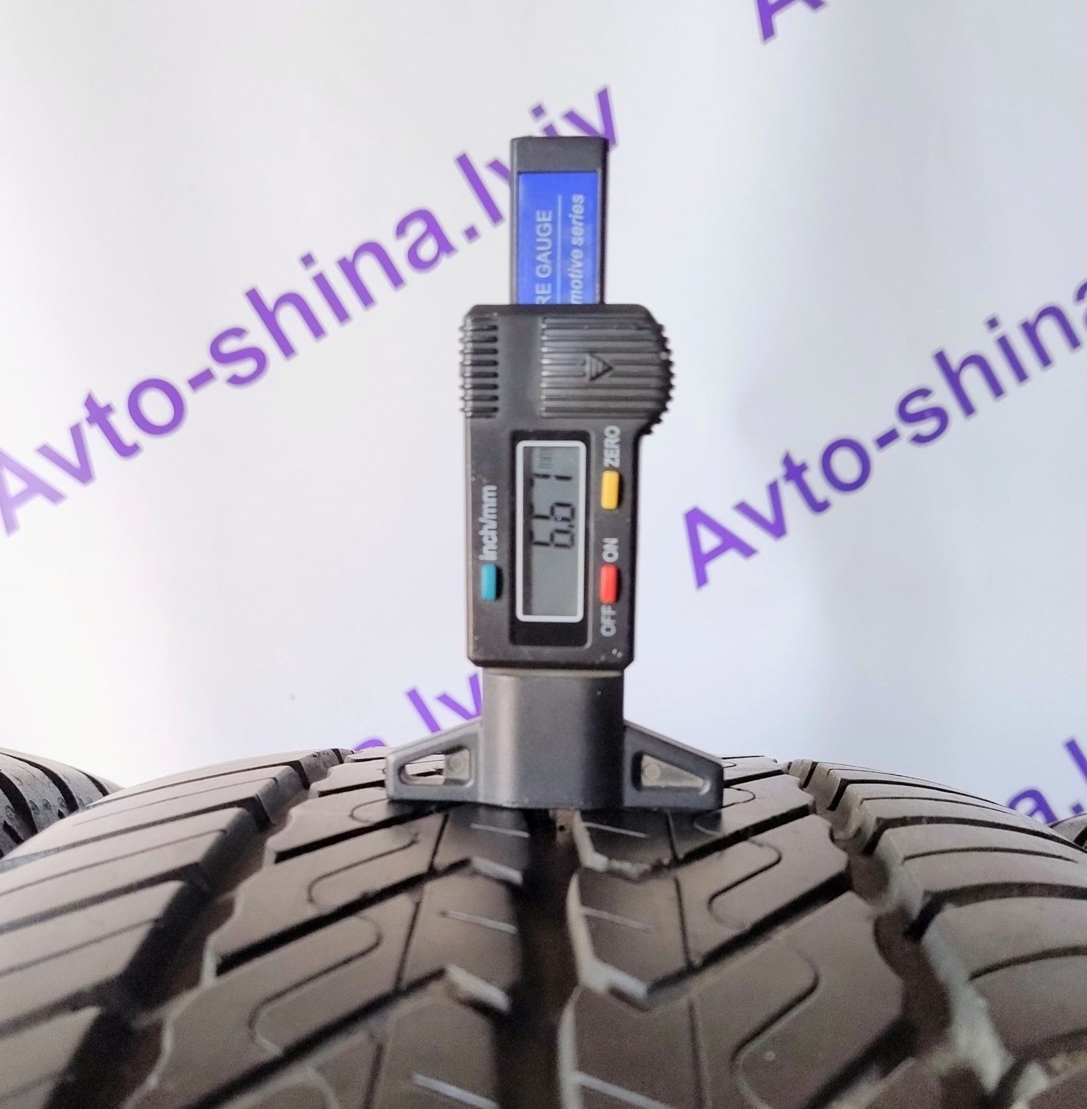 Шини літні R17C 225/55 Dunlop Econodrive