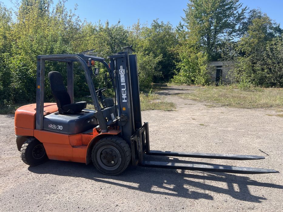 погрузчик 3т Heli cpcd30 навантажувач