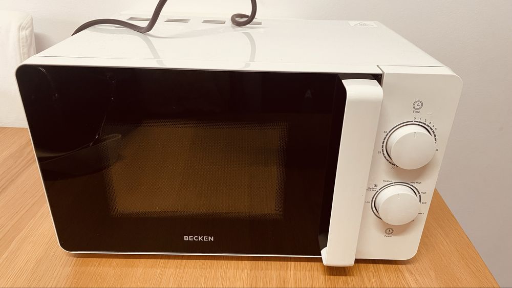 Microondas BECKEN