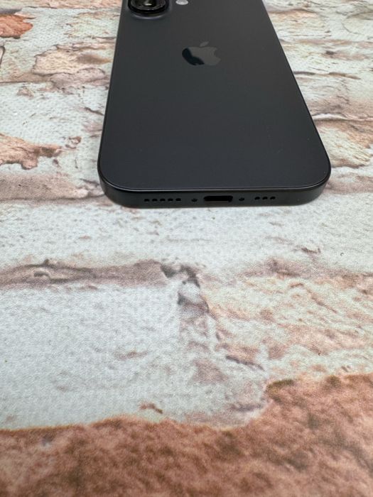 Iphone 16 128gb neverlock Black E sim