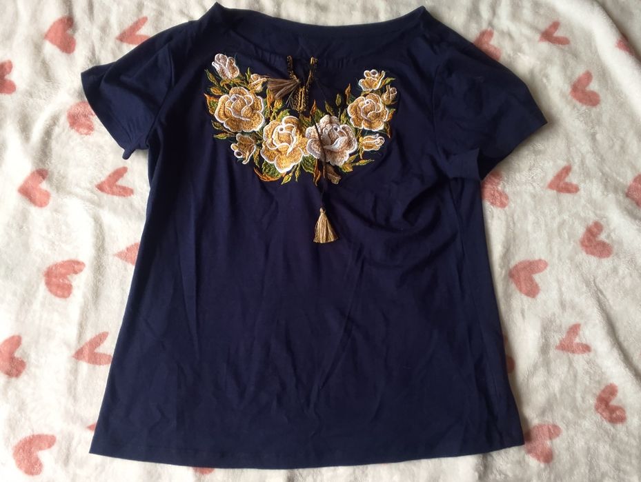 Темно-синя вишиванка