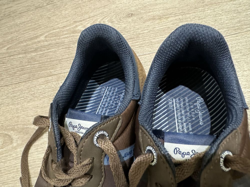 Tenis pepe jeans como novos castanhos