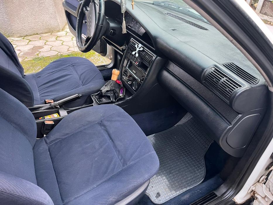 Audi 100 1991.Авто