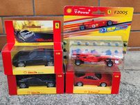 Kolekcja modeli Ferrari F40 F2005 Bolid F1 GTB 1:38 Shell unikaty