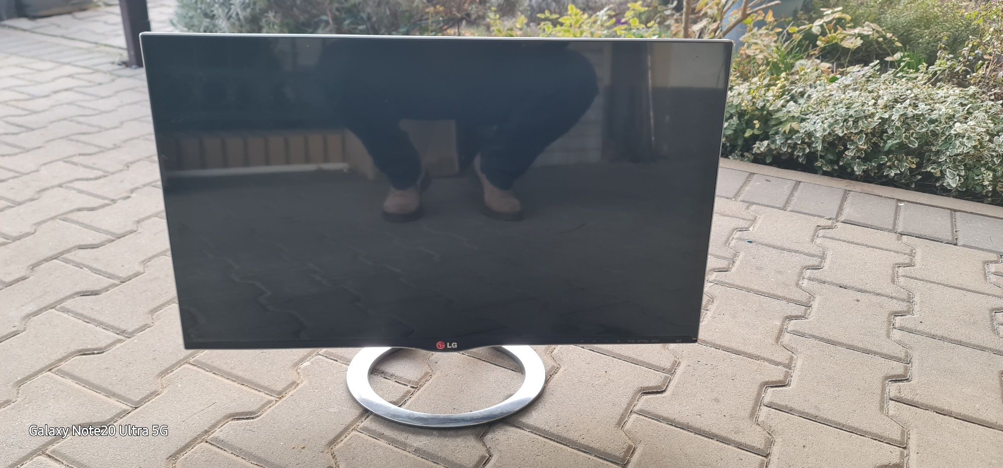 LG 27MT933- PZ stan jak na zdjęciach. USZKODZONA MATRYCA.
