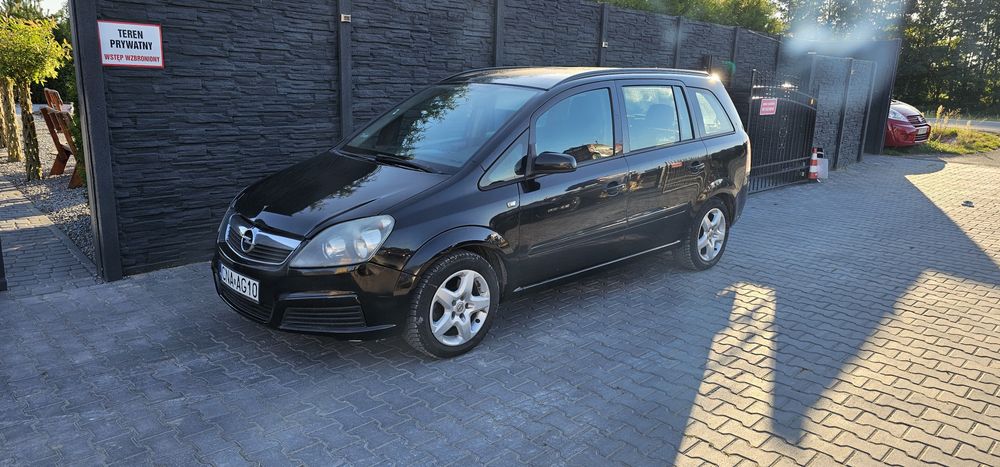 SKUP AUT TORUŃ  Opel Zafira B 2007r 7-Osobowy 1.9D z hakiem holowniczy