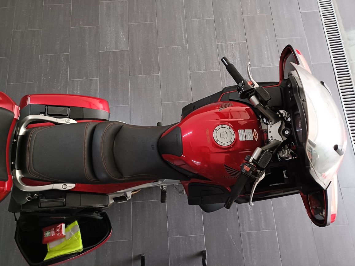 Honda ST1300 Pan-European 2002 (Único Dono)