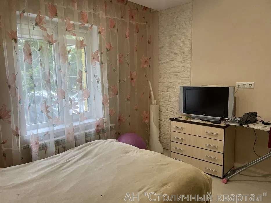 Продам квартиру Киев, Красной Калины пр-т