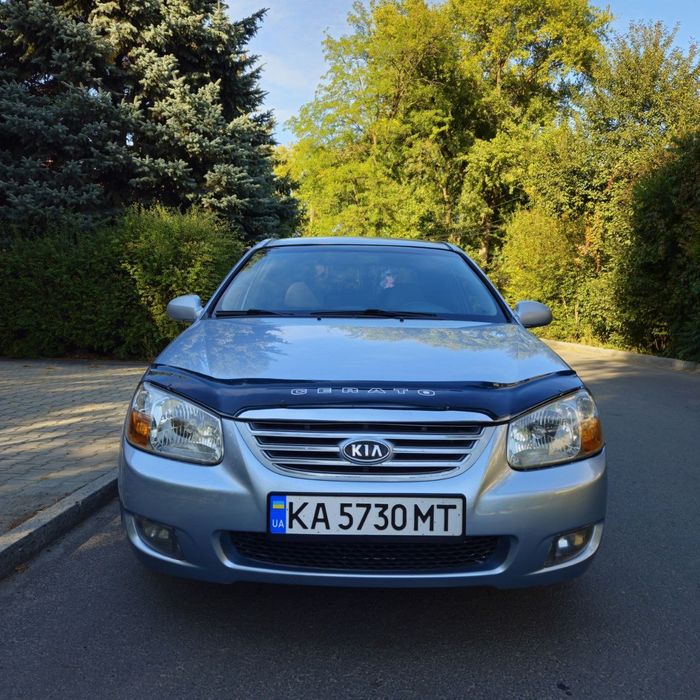 Продам  Kia Cerato в отличном состоянии.