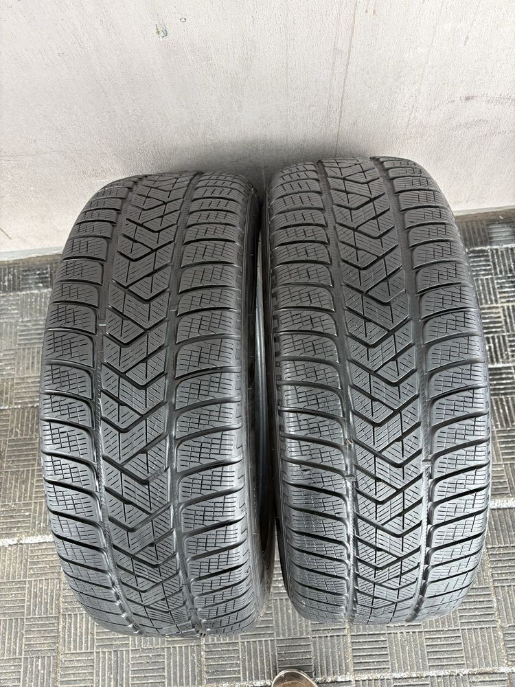2x opony zimowe 235/60 r18 pirelli