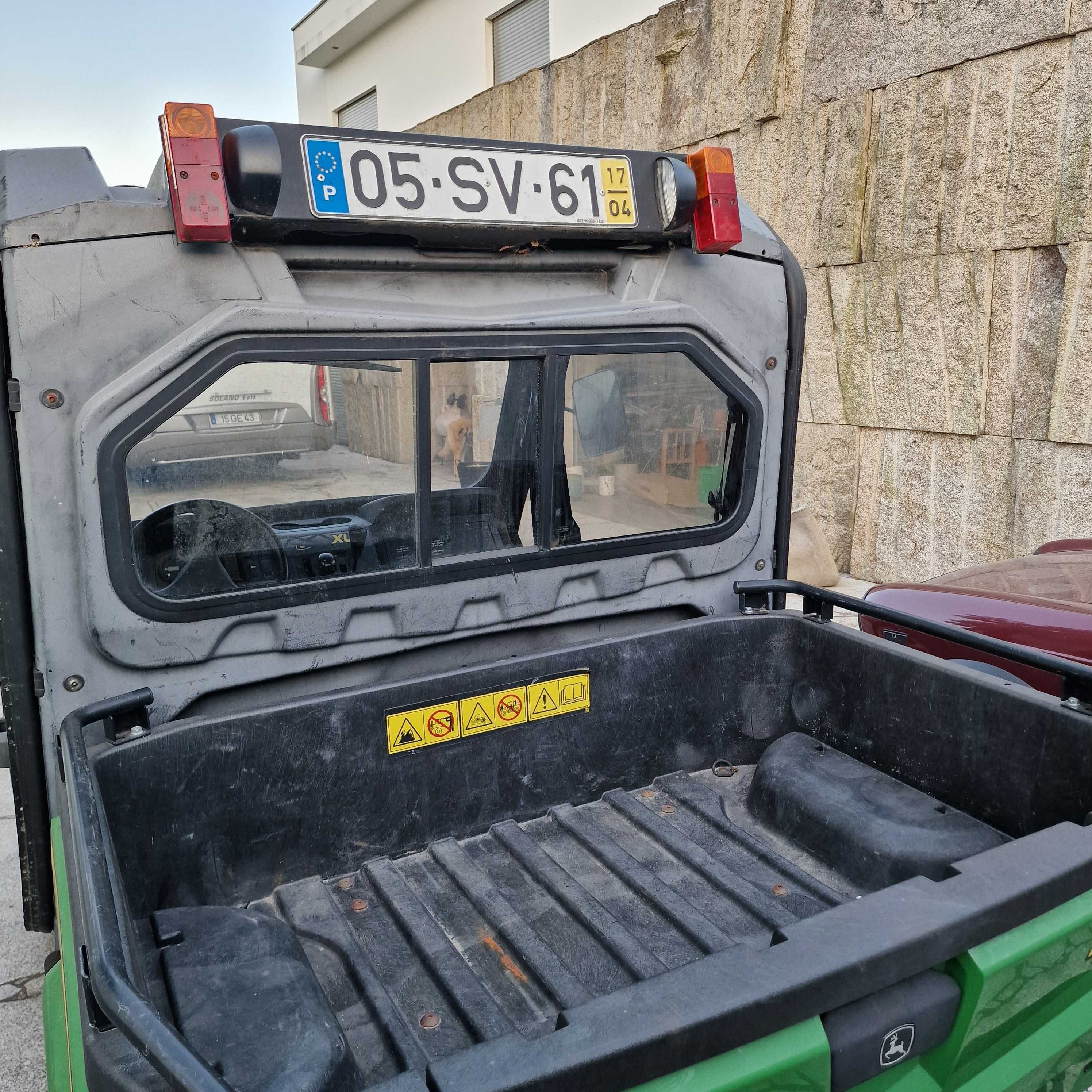 John Deer Gator 4x4
