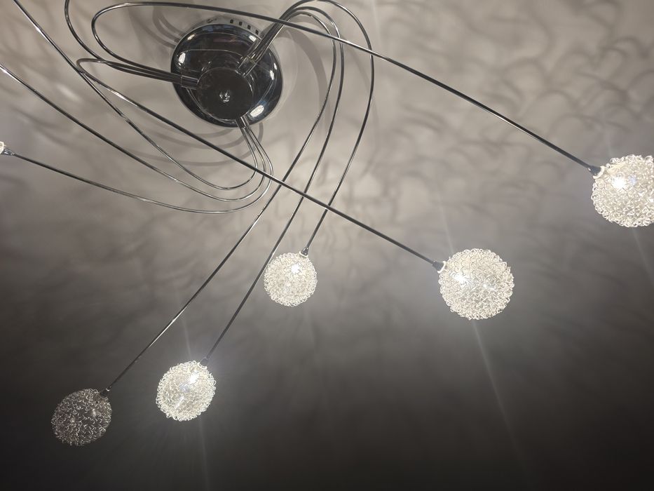 Lampa wisząca z 9 kulami