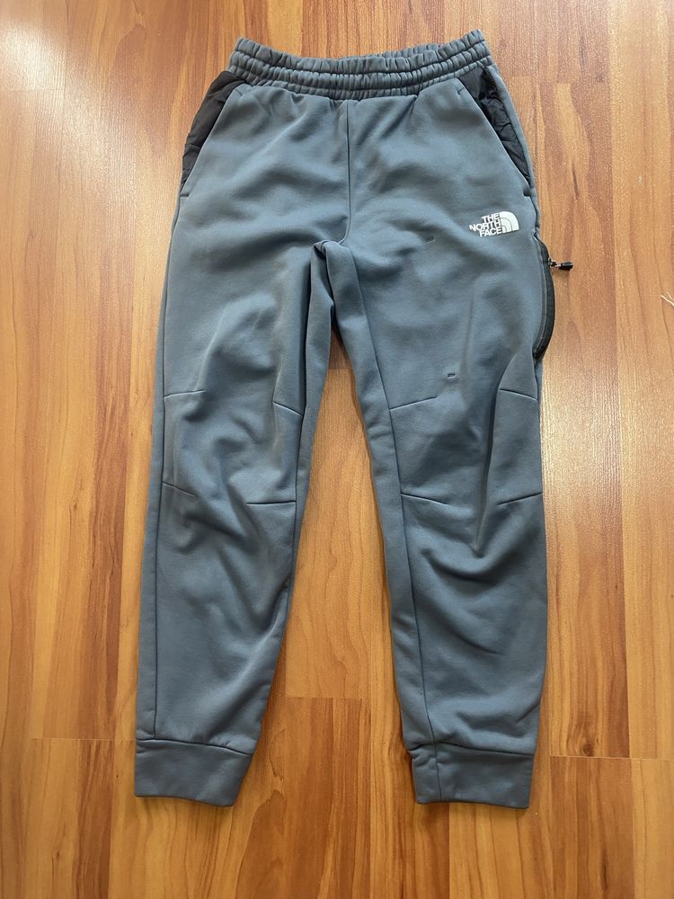 Штани tnf.