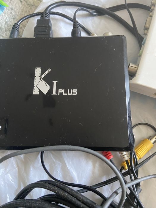 Смарт тв приставка к1plus, mtv box, мишка і кабеля