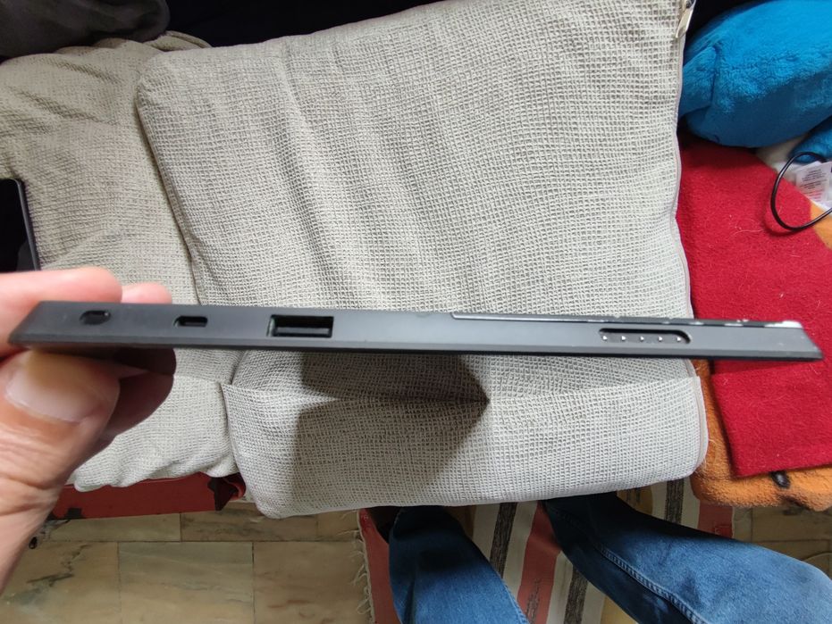 Tablet Windows Surface 8.1 RT