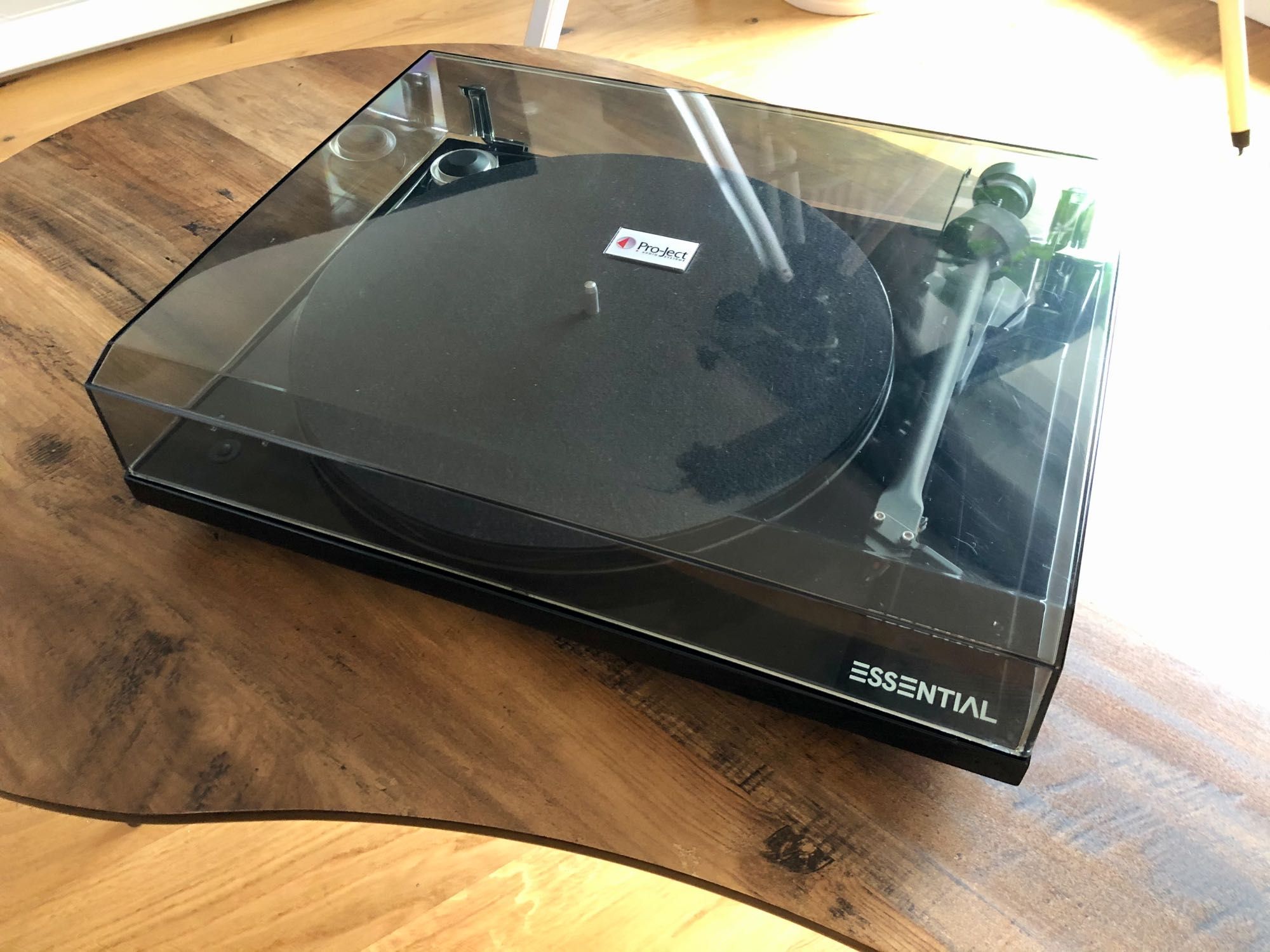 Gramofon Pro-Ject Essential III Recordmaster