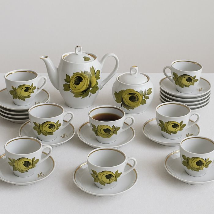 Вінтажний чайний сервіз ГФЗ (СРСР), 26 предметів