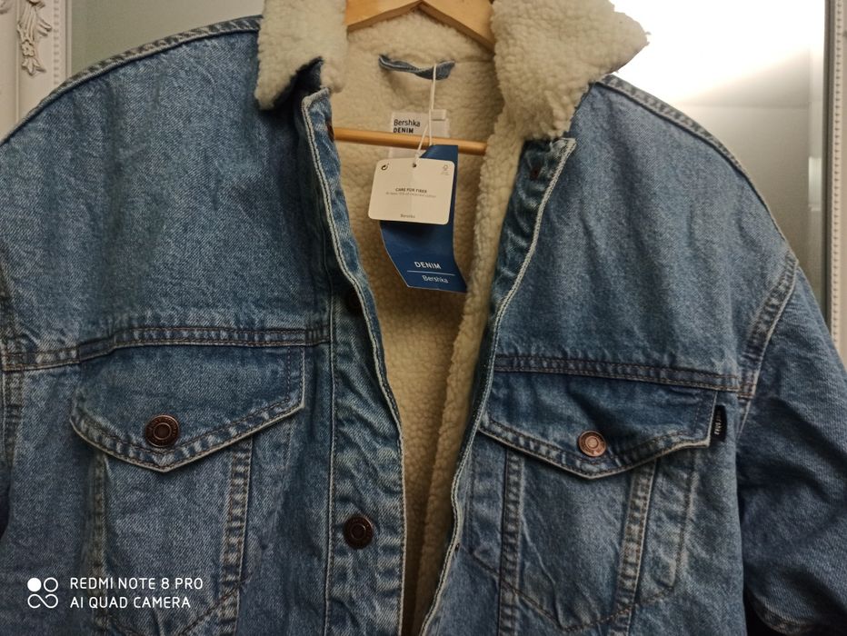 Нова тепла джинсова жіноча куртка Bershka S