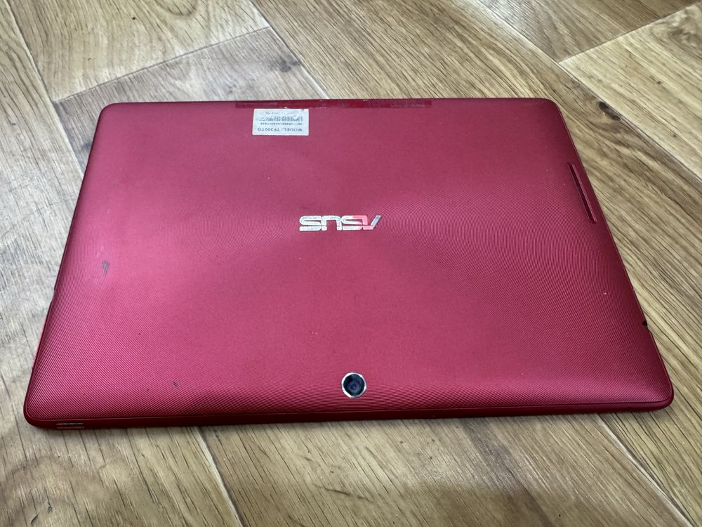 Asus tf300t на запчастини