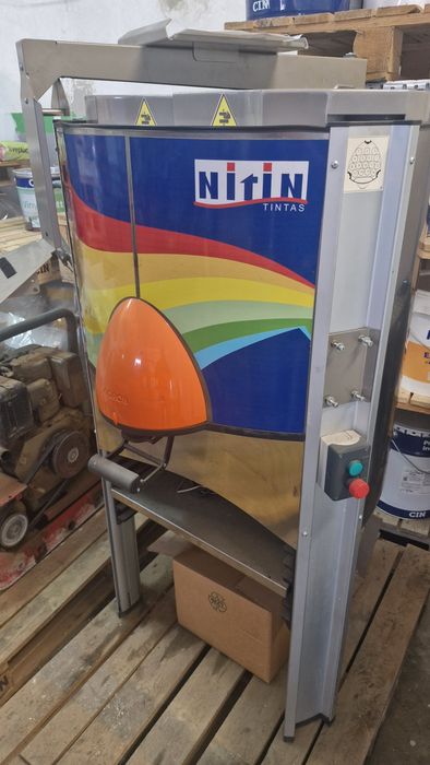 Maquina Afinar Tintas D200