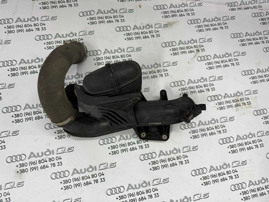 Шланг/патрубок інтеркулера интеркулера лівий  Audi A4 B8  A5 B8 Q5 B8